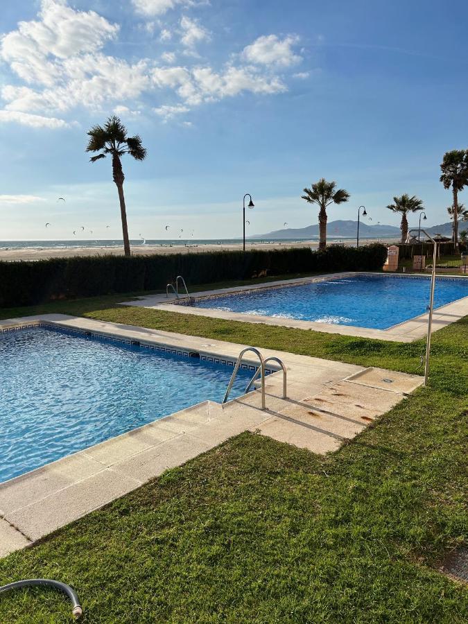 Apartamento Los Lances En Primera Linea De Playa Con Piscina Tarifa Exterior foto