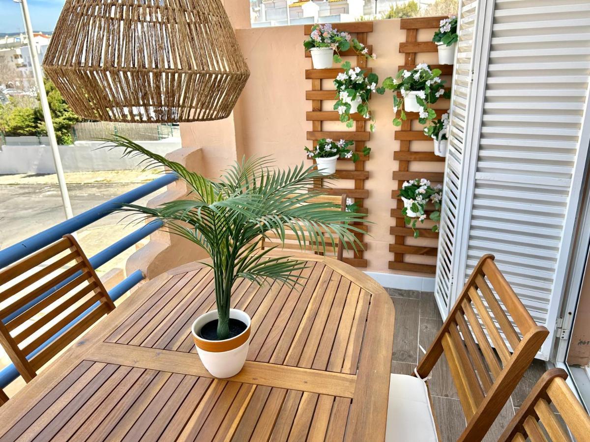 Apartamento Los Lances En Primera Linea De Playa Con Piscina Tarifa Exterior foto