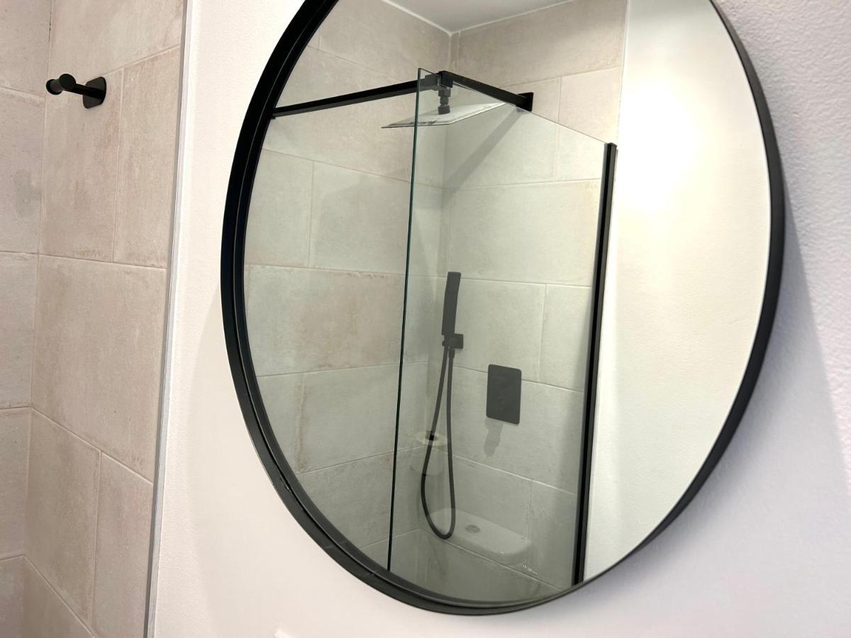 Apartamento Los Lances En Primera Linea De Playa Con Piscina Tarifa Exterior foto