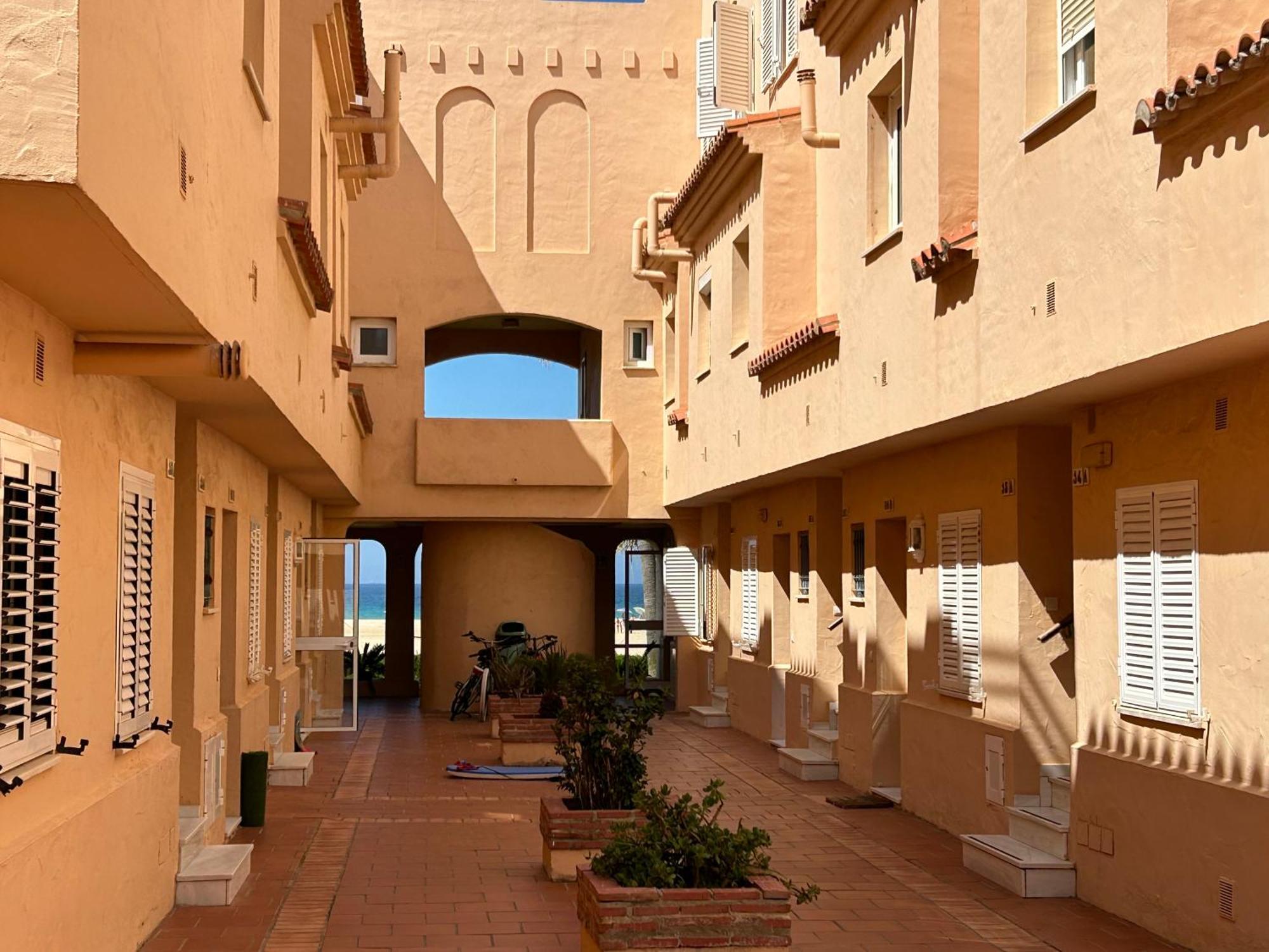Apartamento Los Lances En Primera Linea De Playa Con Piscina Tarifa Exterior foto